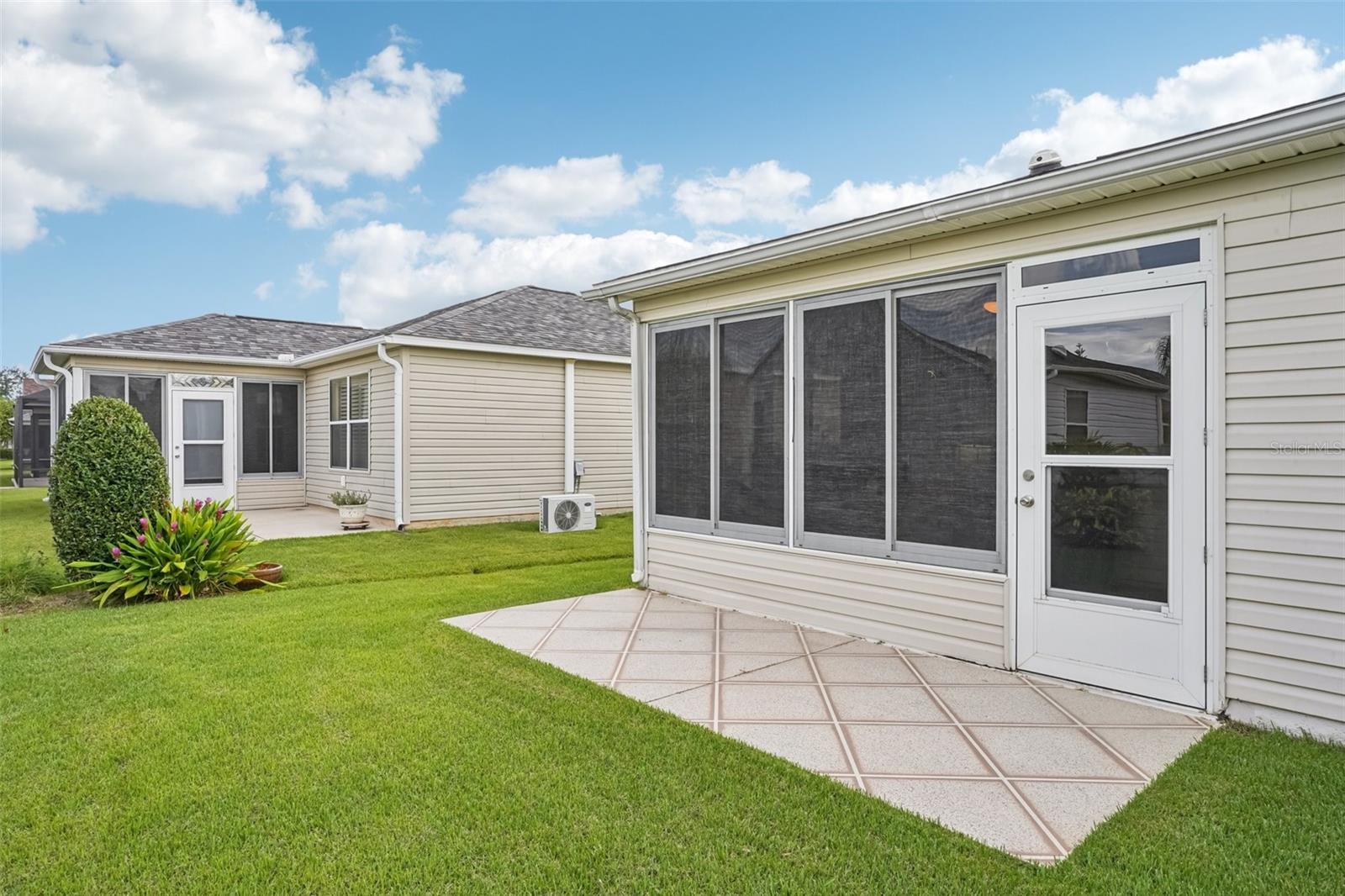 Image 34 of 47 For 2543 Raintree Drive