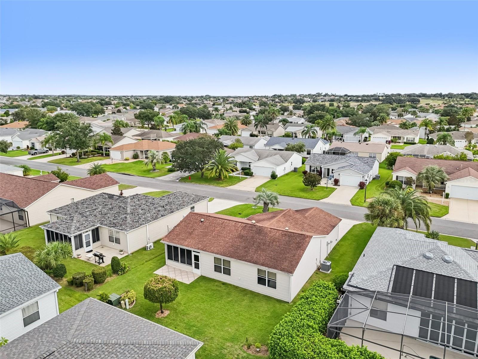 Image 42 of 47 For 2543 Raintree Drive