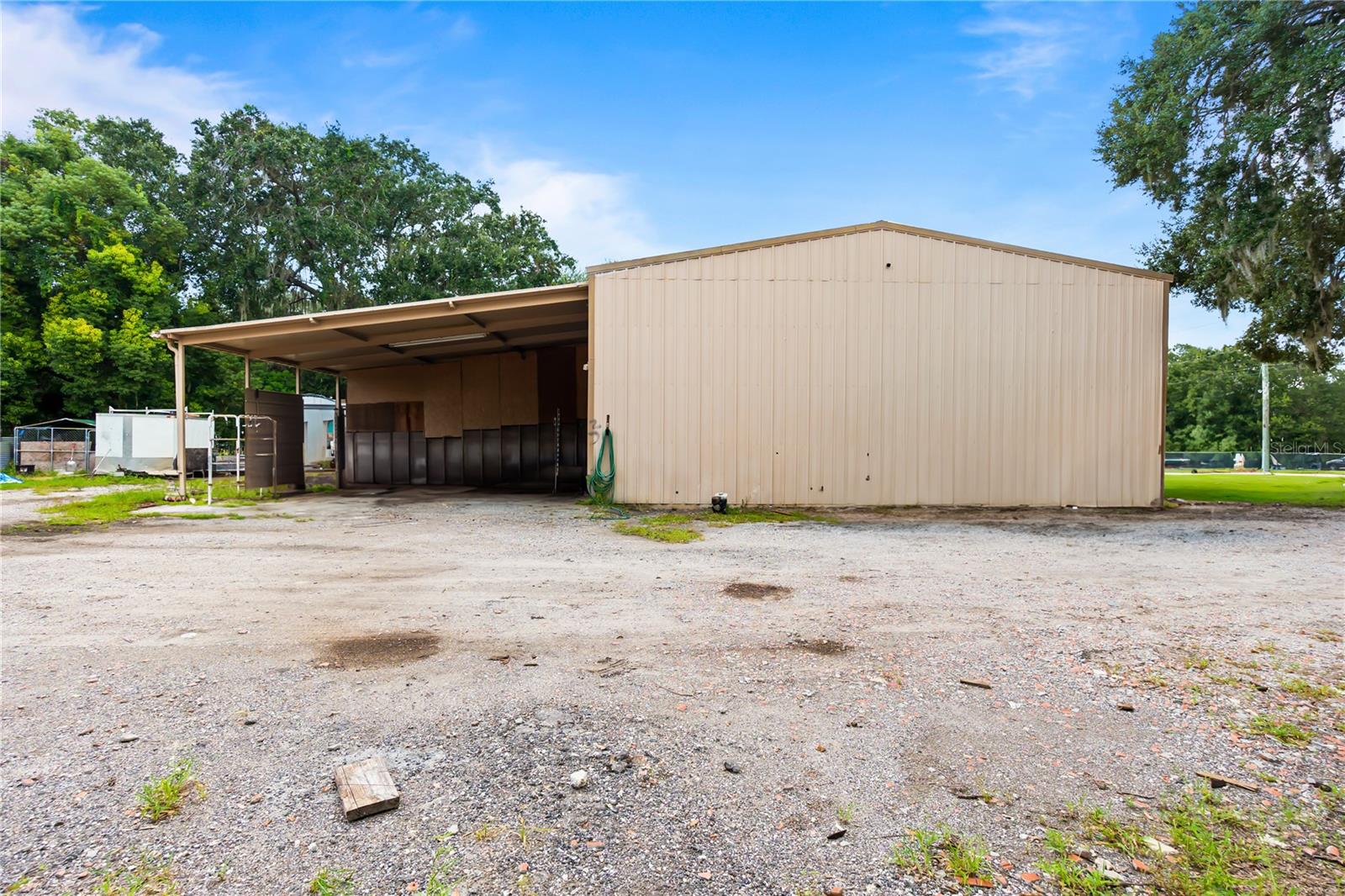 Image 14 of 24 For 1049 Myers Boulevard