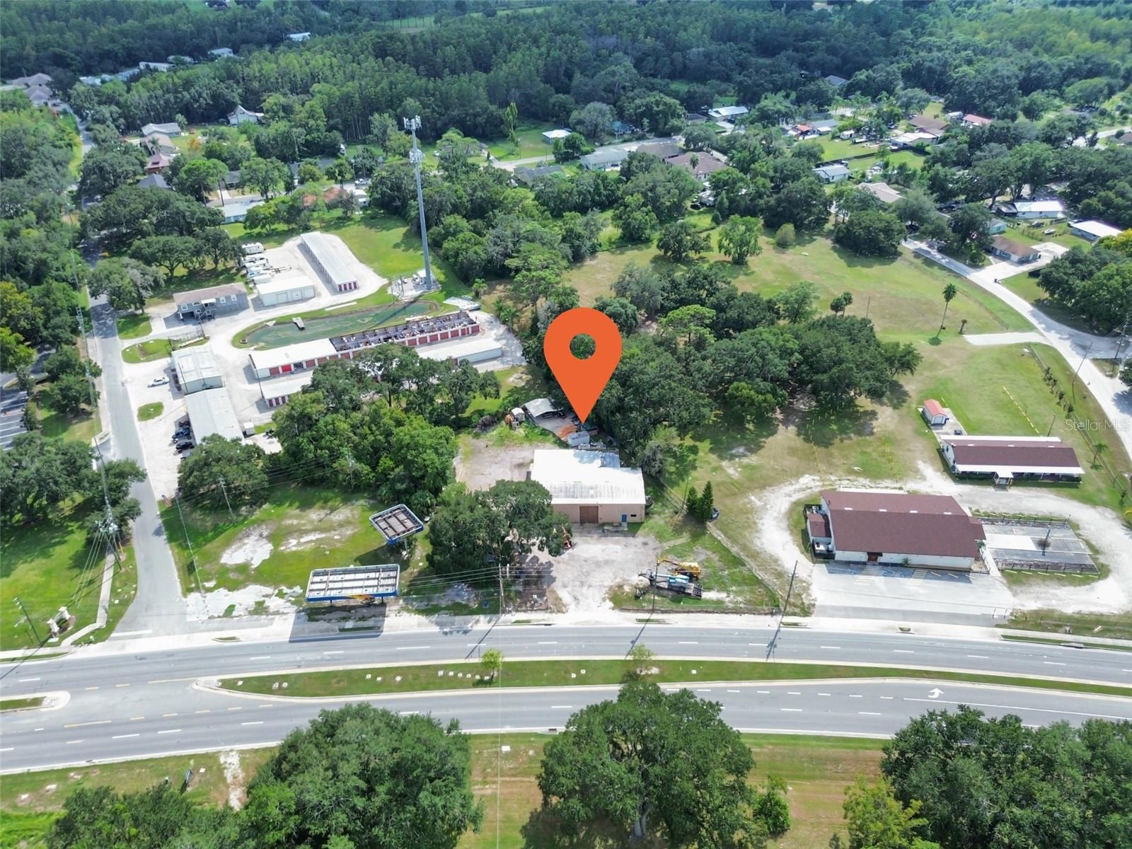 Image 19 of 24 For 1049 Myers Boulevard