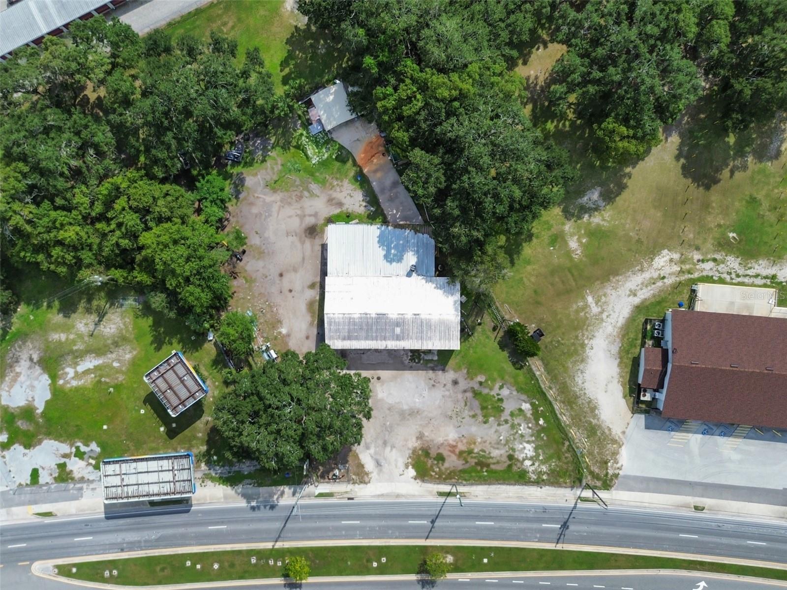 Image 23 of 24 For 1049 Myers Boulevard