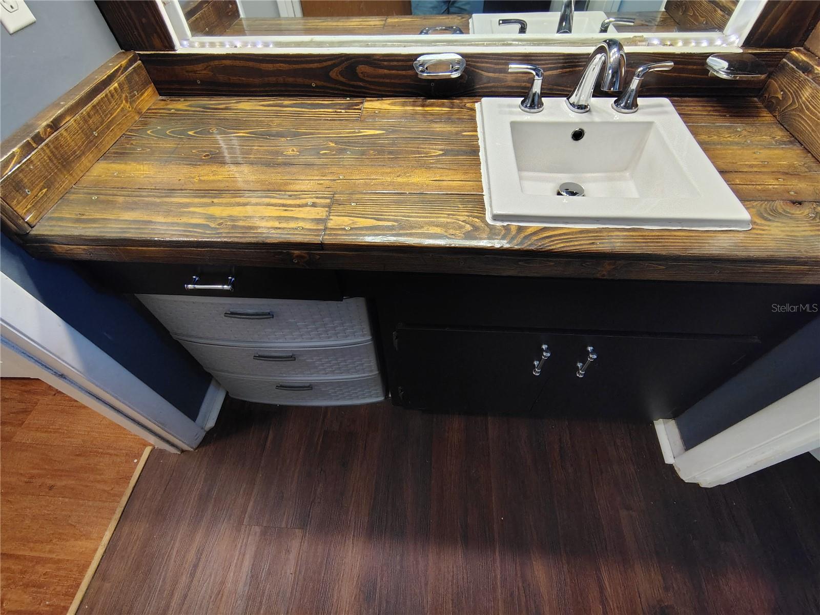 Image 36 of 42 For 1208 Cr 463b