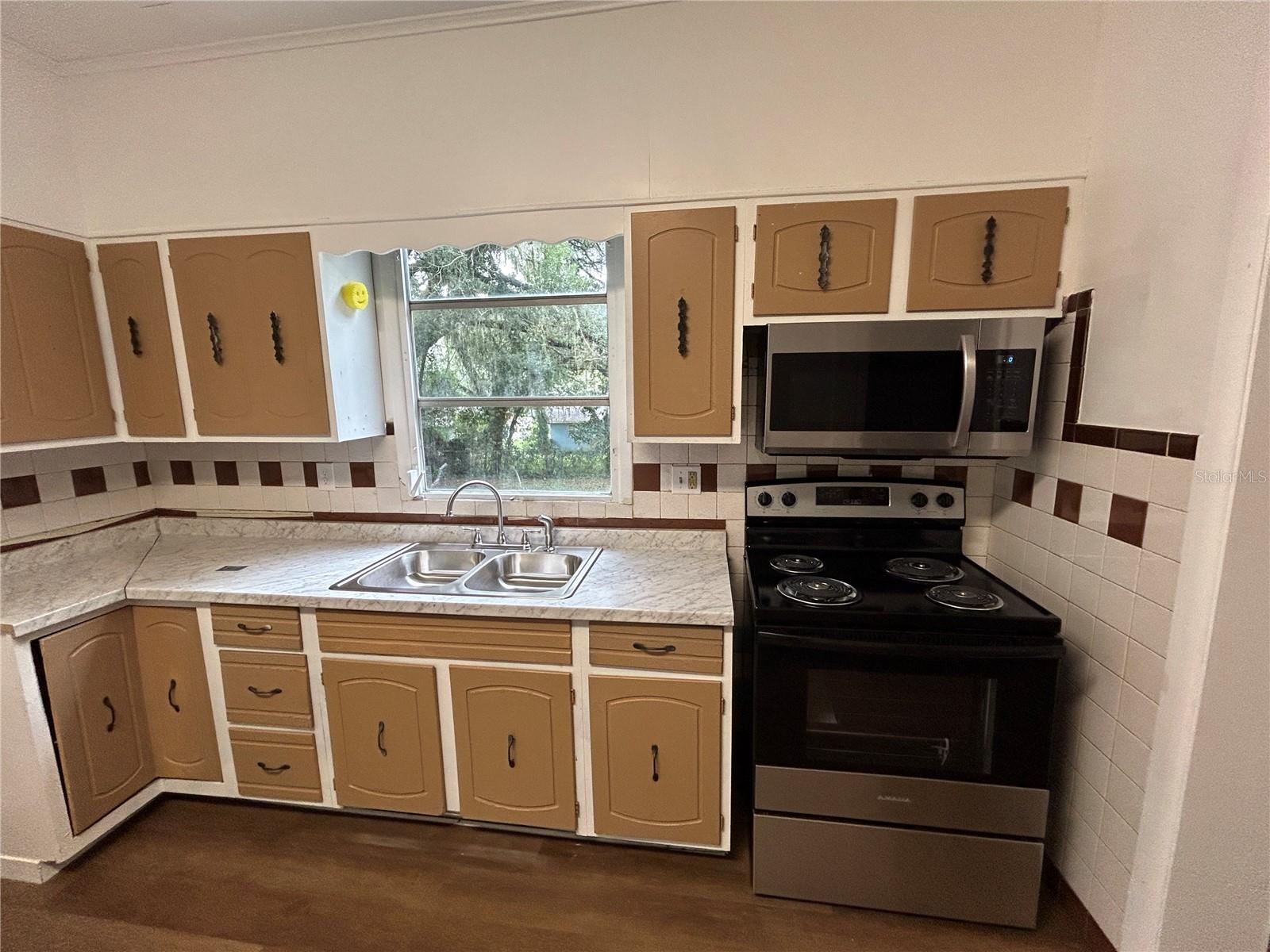 Image 9 of 15 For 108 Mcclendon Street