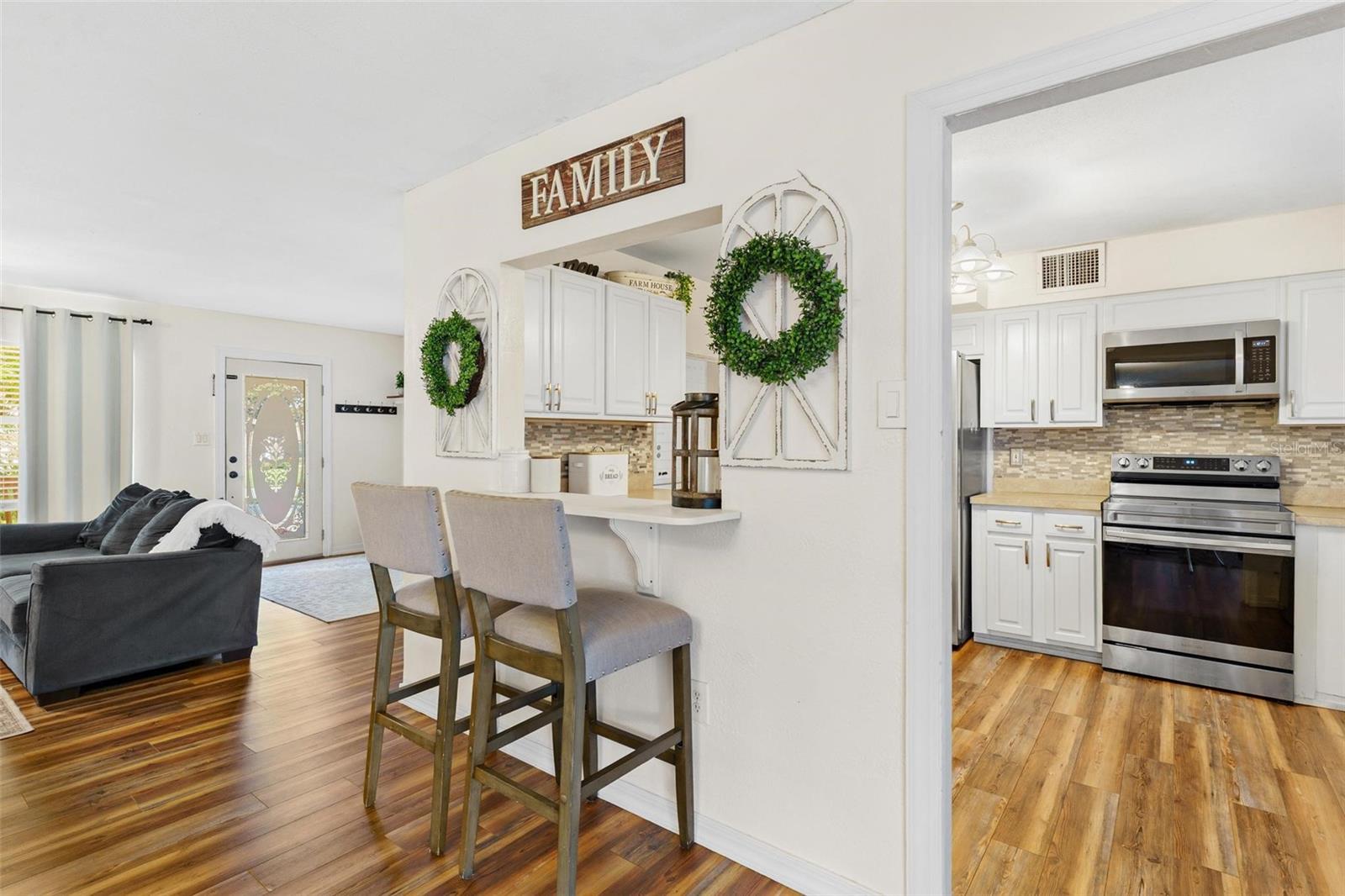 Image 12 of 40 For 1422 Orange Avenue