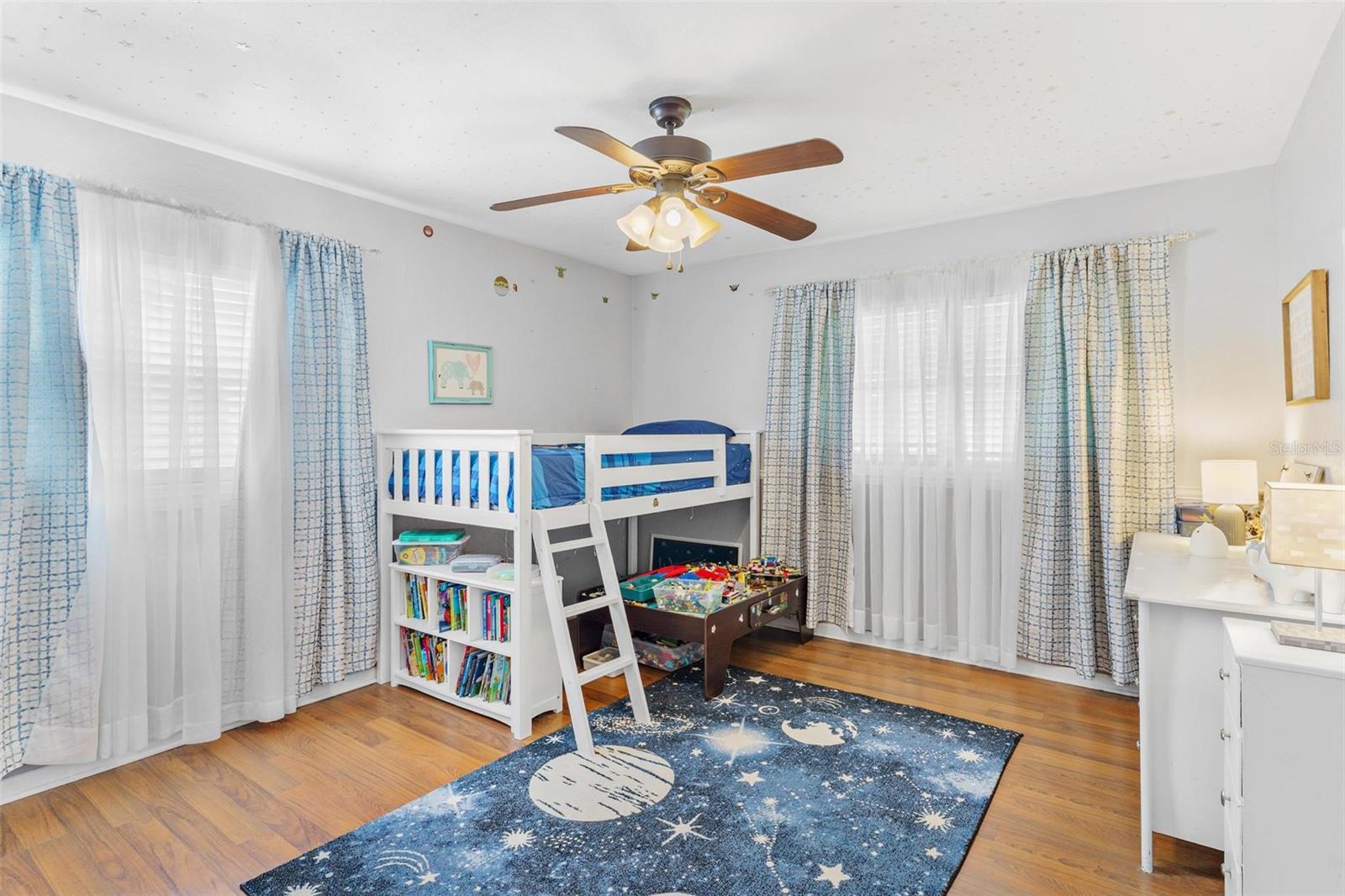 Image 21 of 40 For 1422 Orange Avenue
