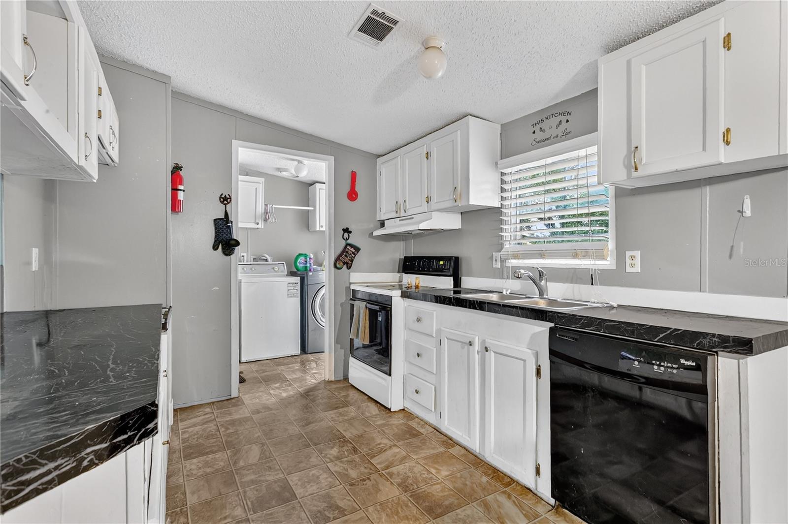 Image 9 of 30 For 42312 Webster Street