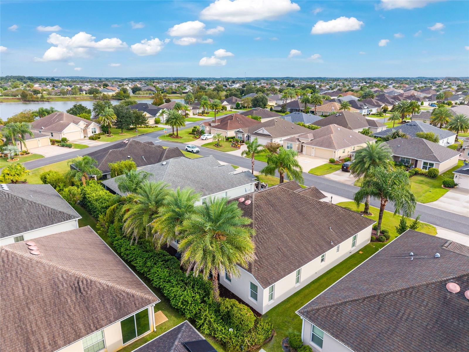 Listing photo id 73 for 825 Ulelah Street