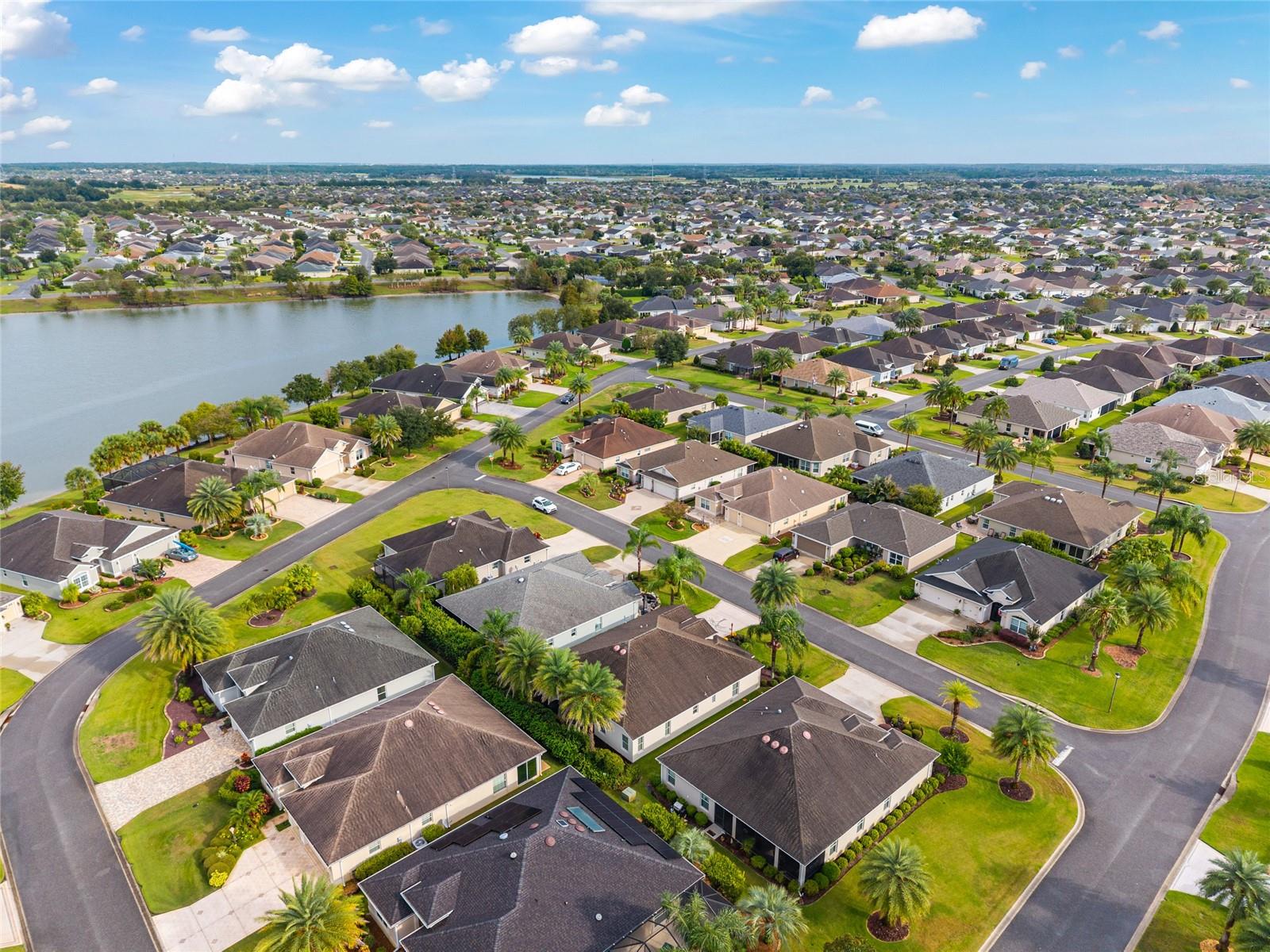 Listing photo id 75 for 825 Ulelah Street