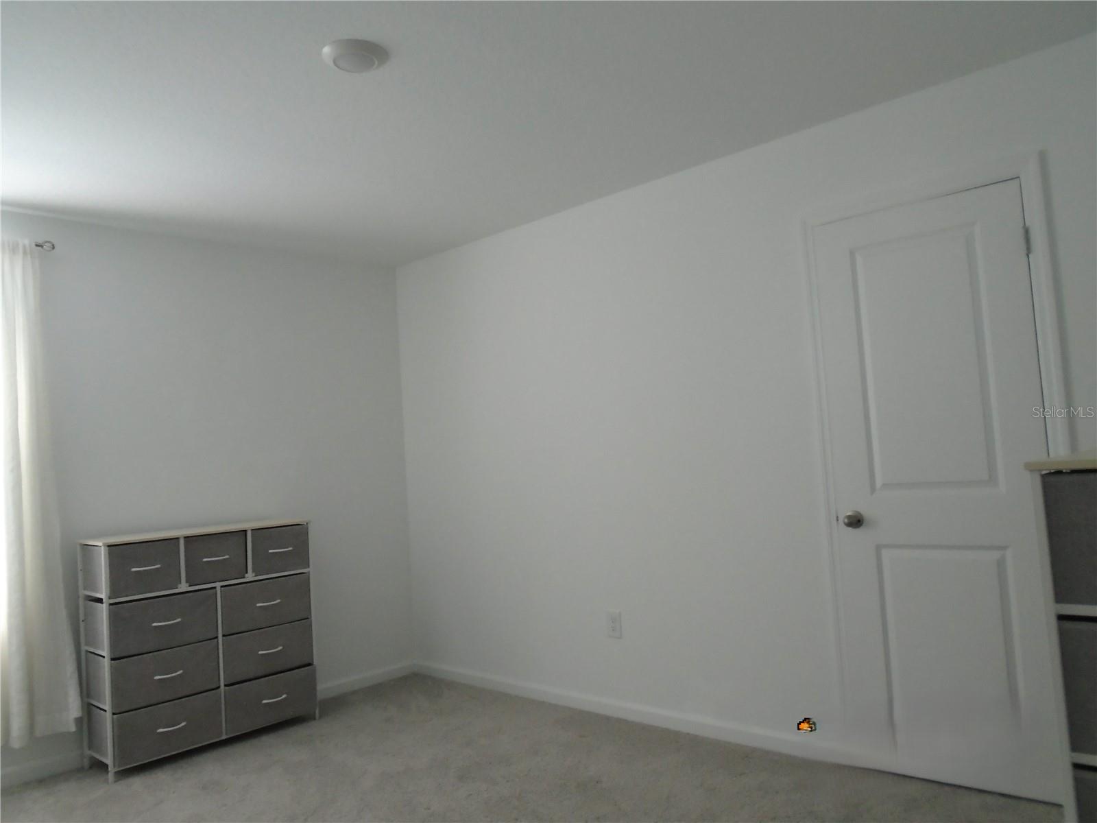 Image 32 of 40 For 1991 Hemingway Circle