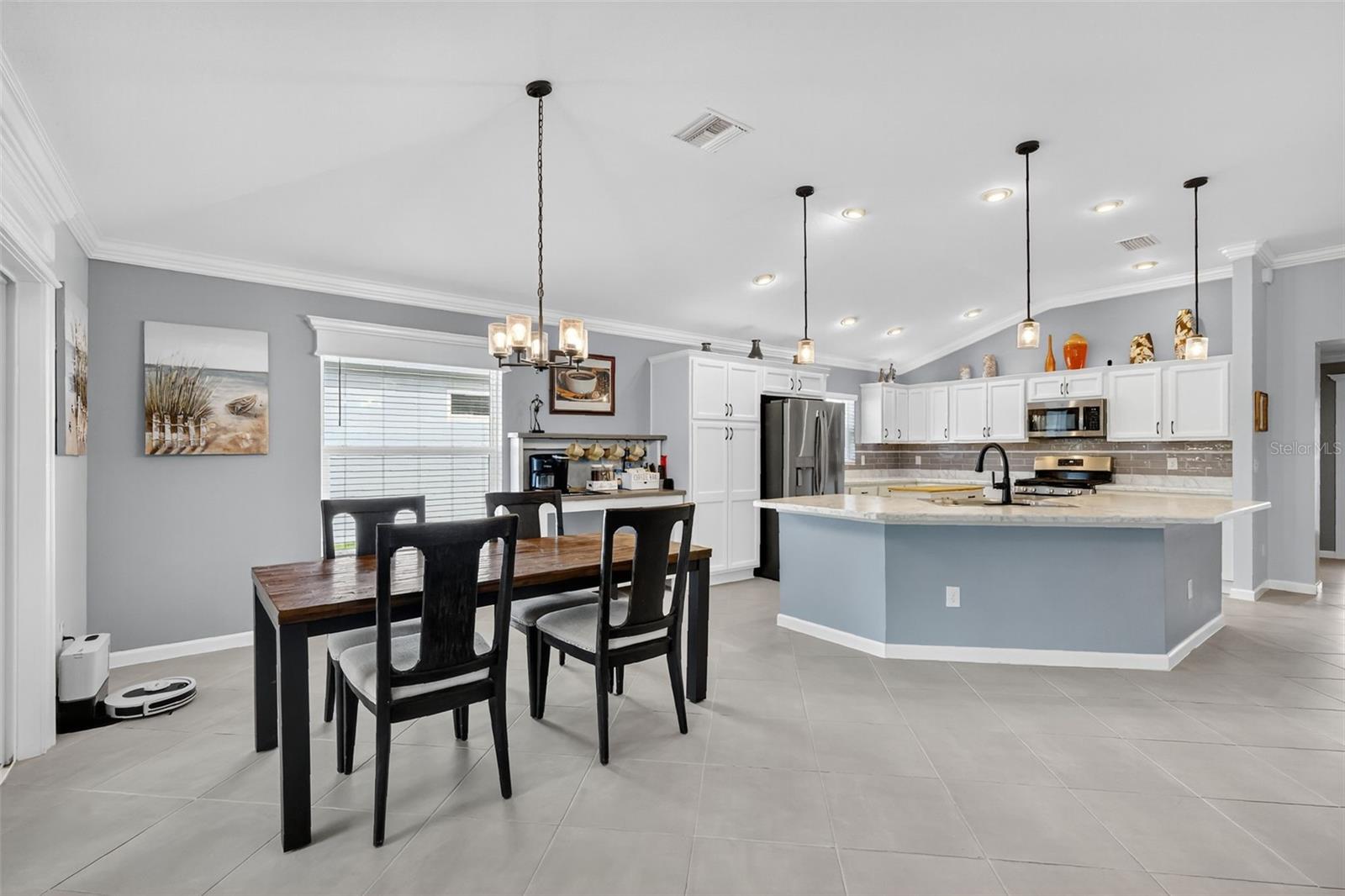 Image 11 of 38 For 3359 Arlyn Place