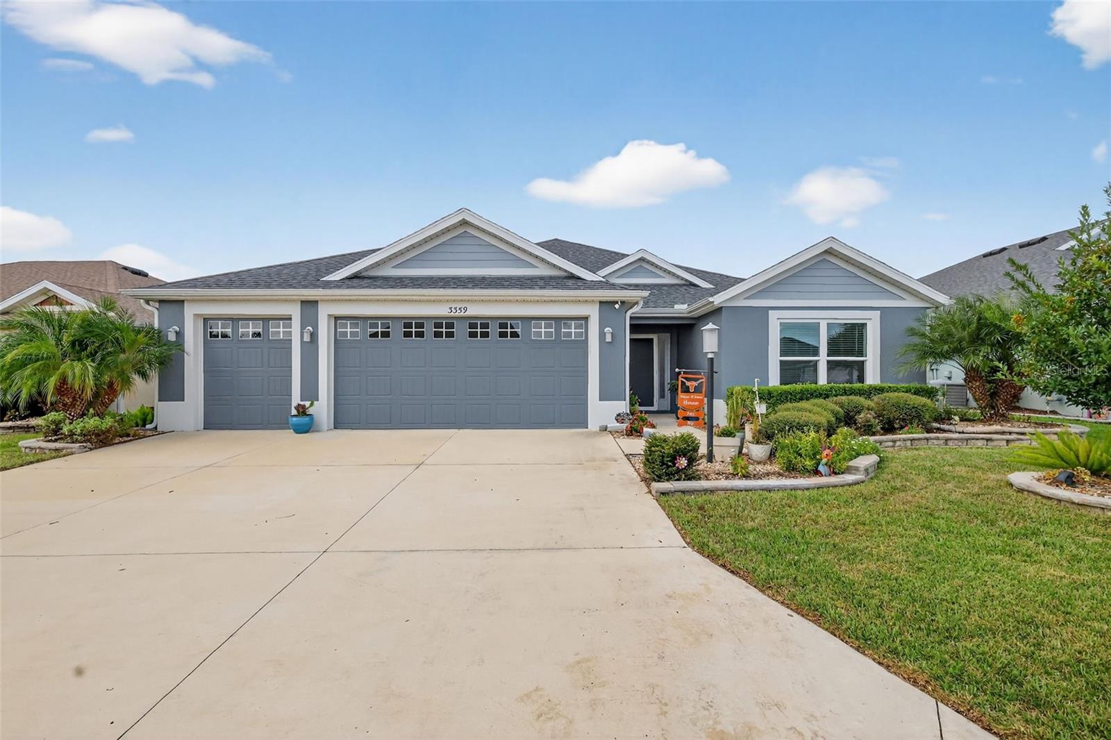 Image 4 of 38 For 3359 Arlyn Place