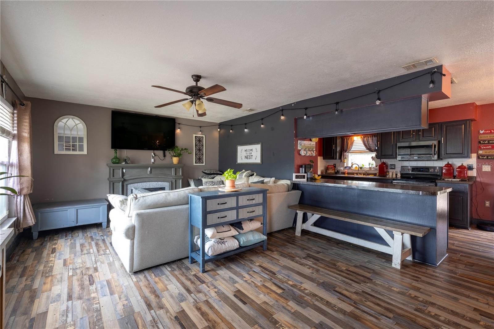 Image 11 of 32 For 11327 Grove Street