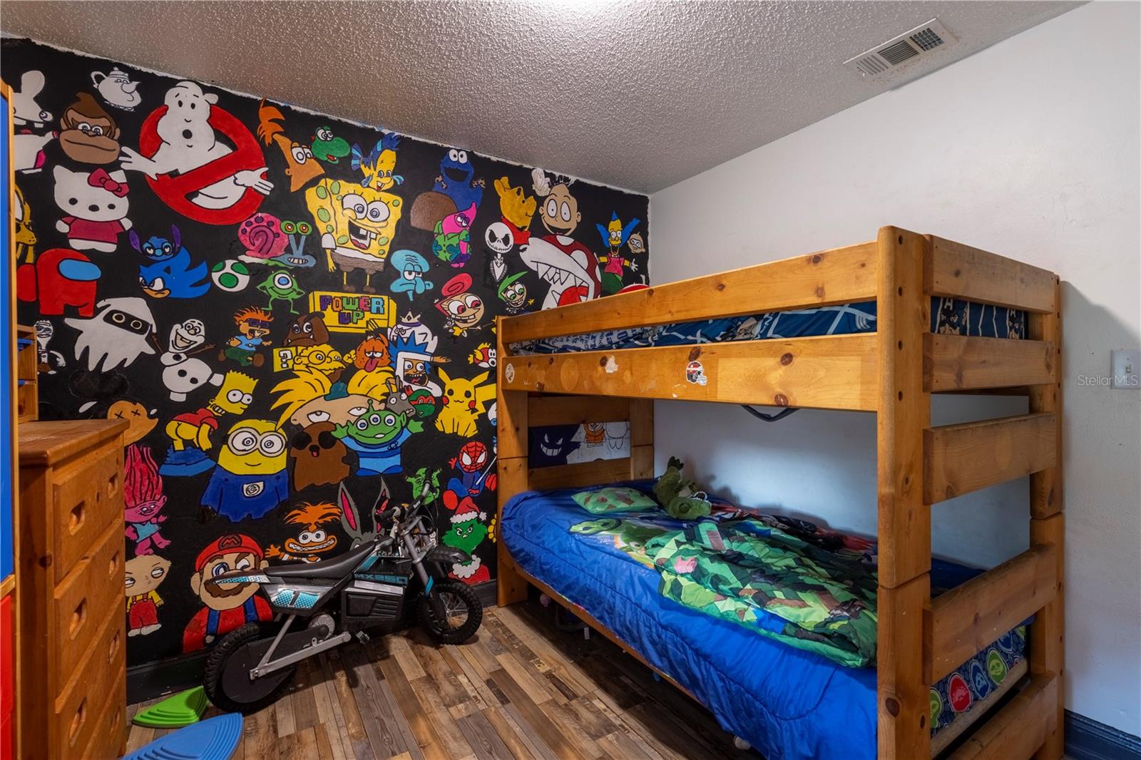 Image 20 of 32 For 11327 Grove Street