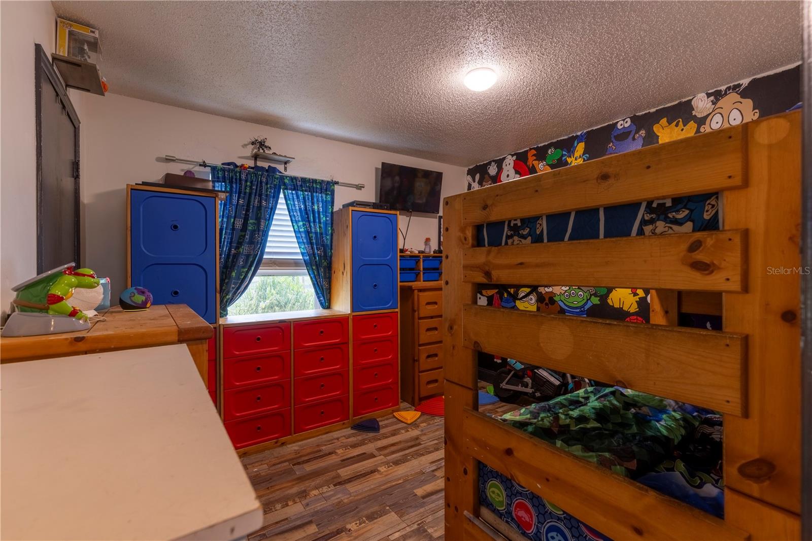 Image 21 of 32 For 11327 Grove Street