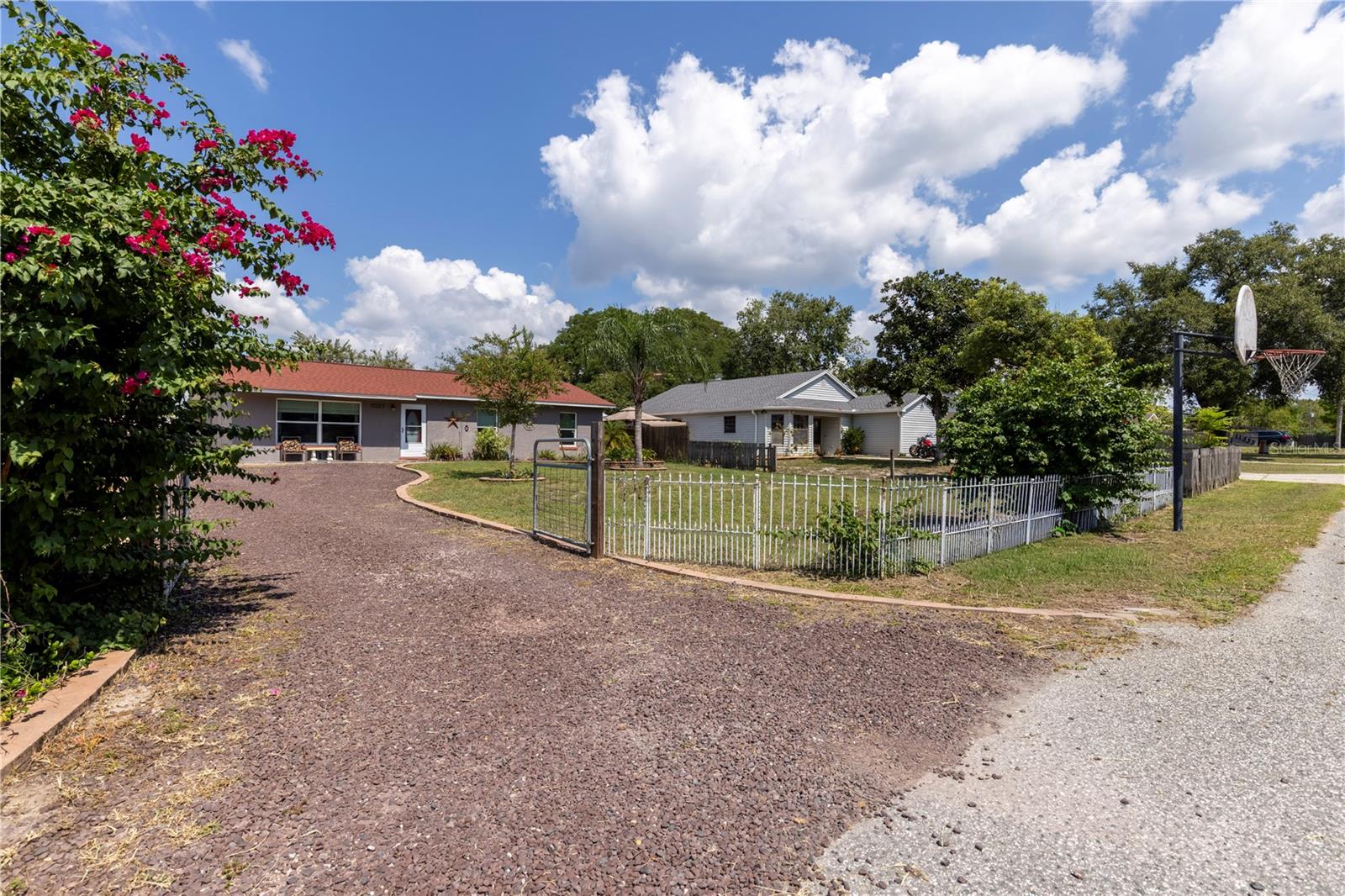 Image 5 of 32 For 11327 Grove Street