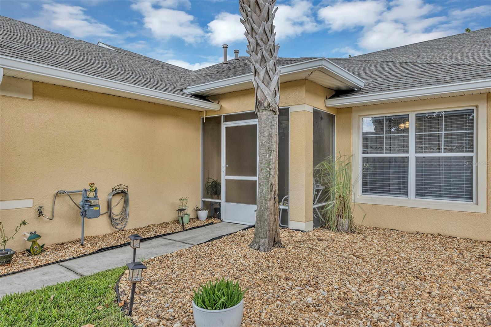 Image 2 of 47 For 26925 White Plains Way