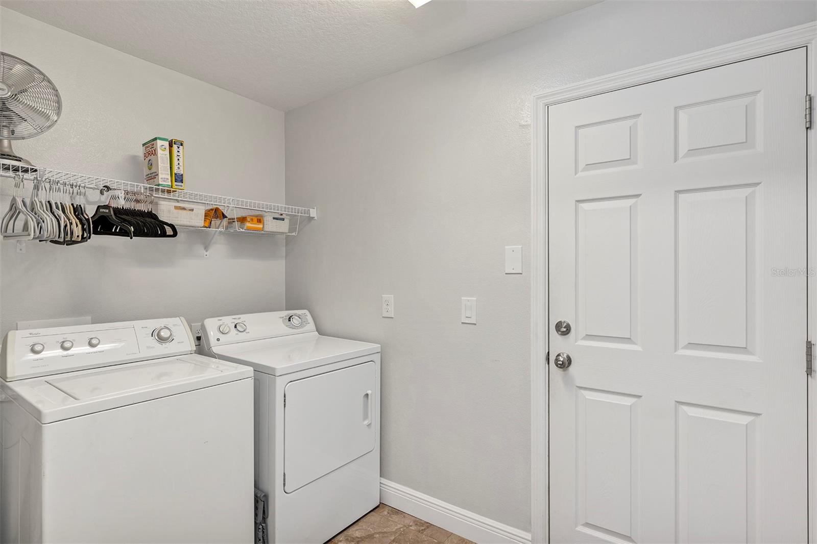 Image 20 of 47 For 26925 White Plains Way