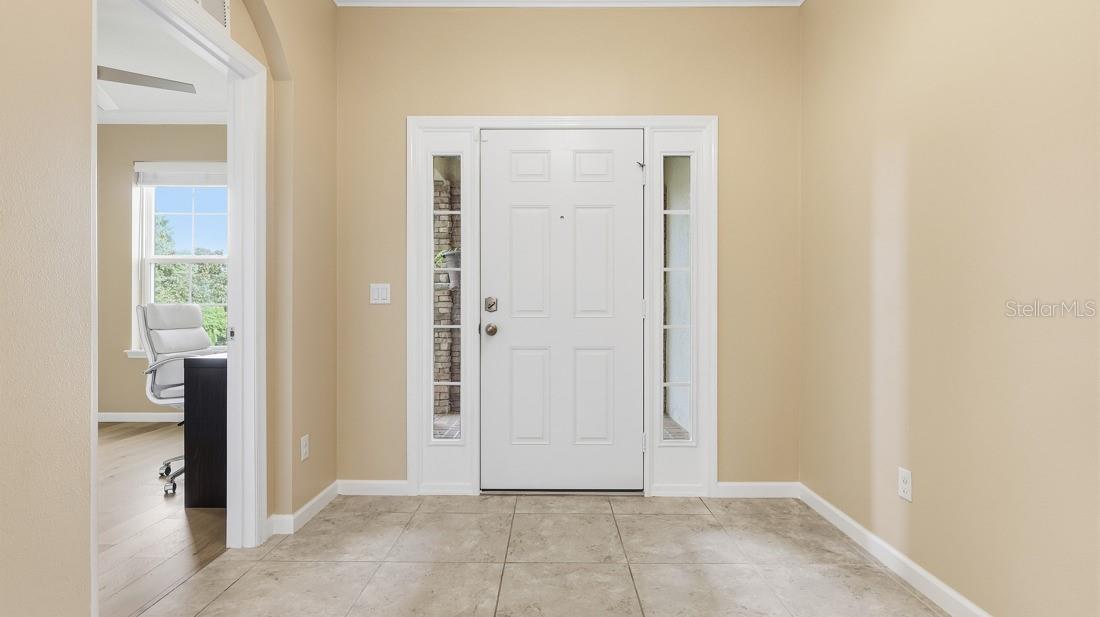 Image 10 of 28 For 1401 Westbury Drive