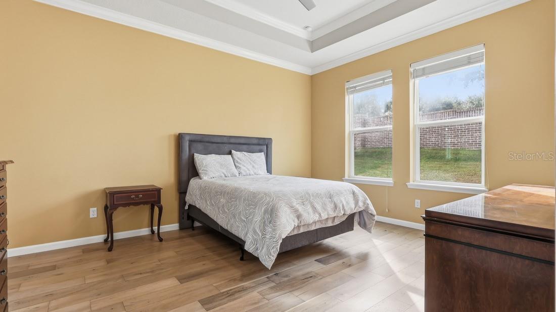 Image 16 of 28 For 1401 Westbury Drive