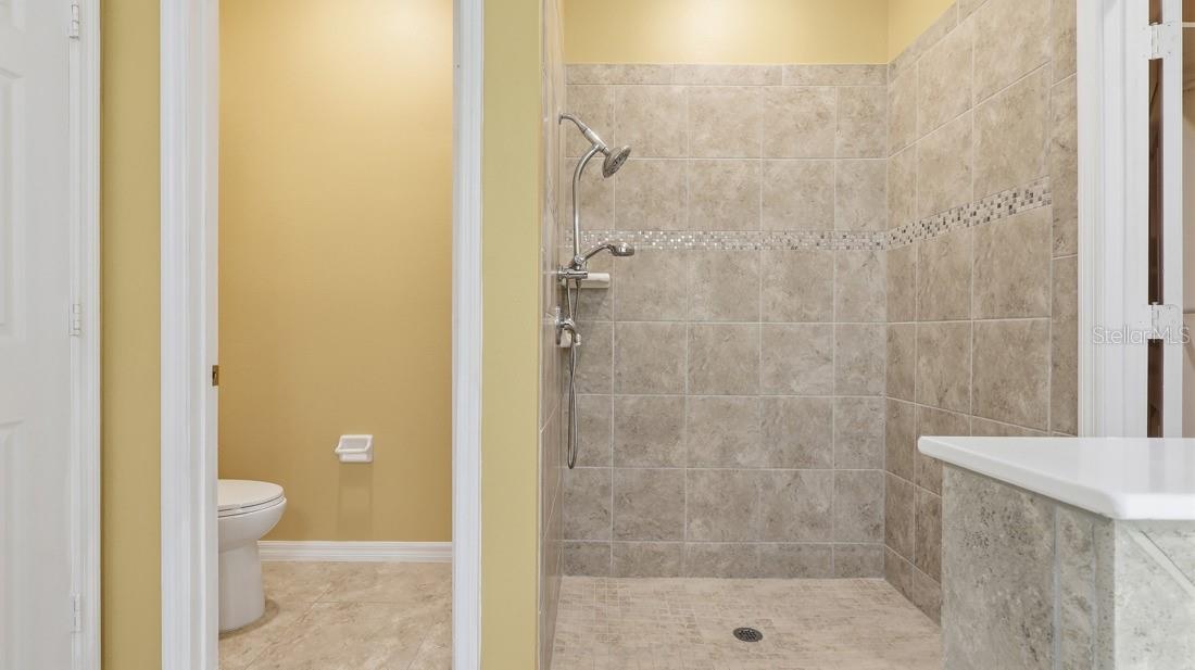 Image 22 of 28 For 1401 Westbury Drive