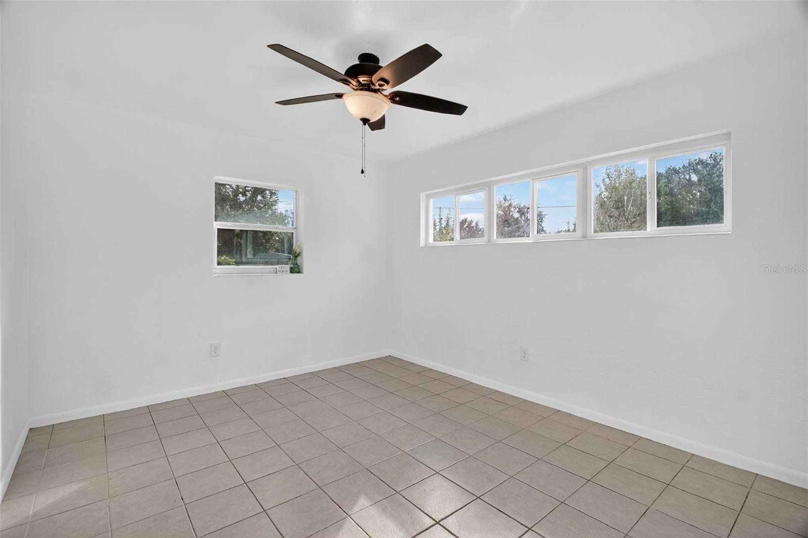 Image 18 of 35 For 10371 Eastside Avenue