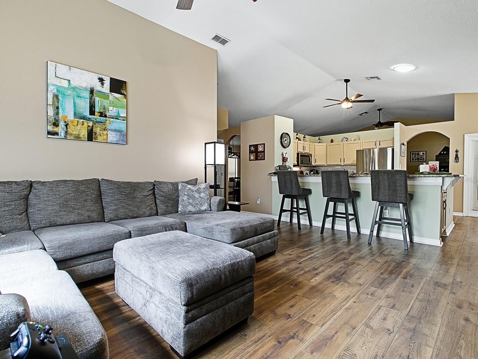 Image 18 of 65 For 4949 Sawgrass Lake Circle
