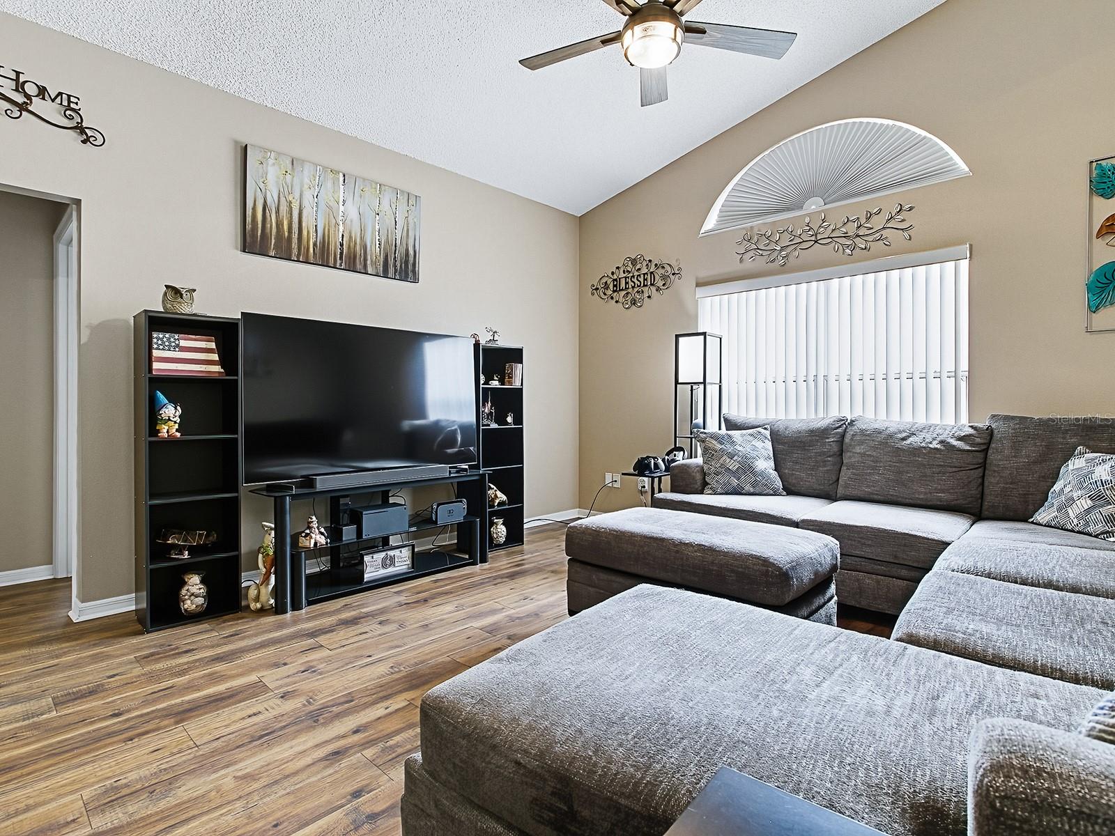 Image 19 of 65 For 4949 Sawgrass Lake Circle
