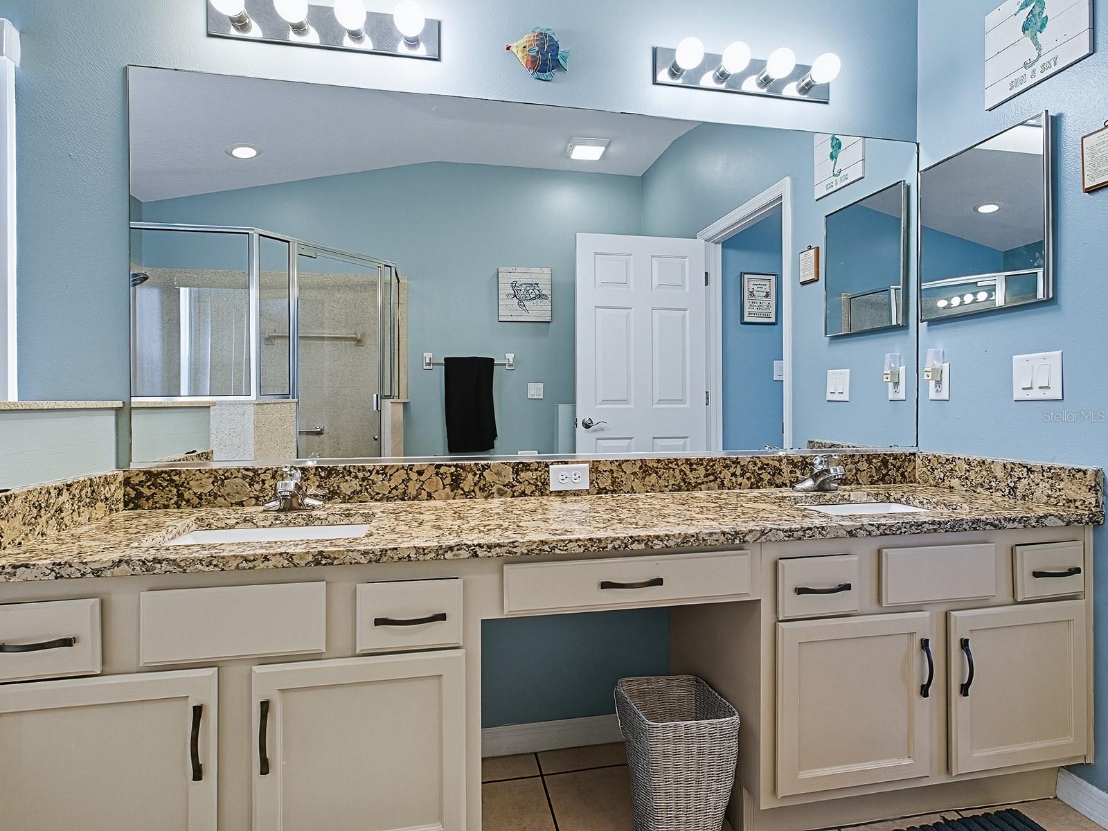 Image 34 of 65 For 4949 Sawgrass Lake Circle