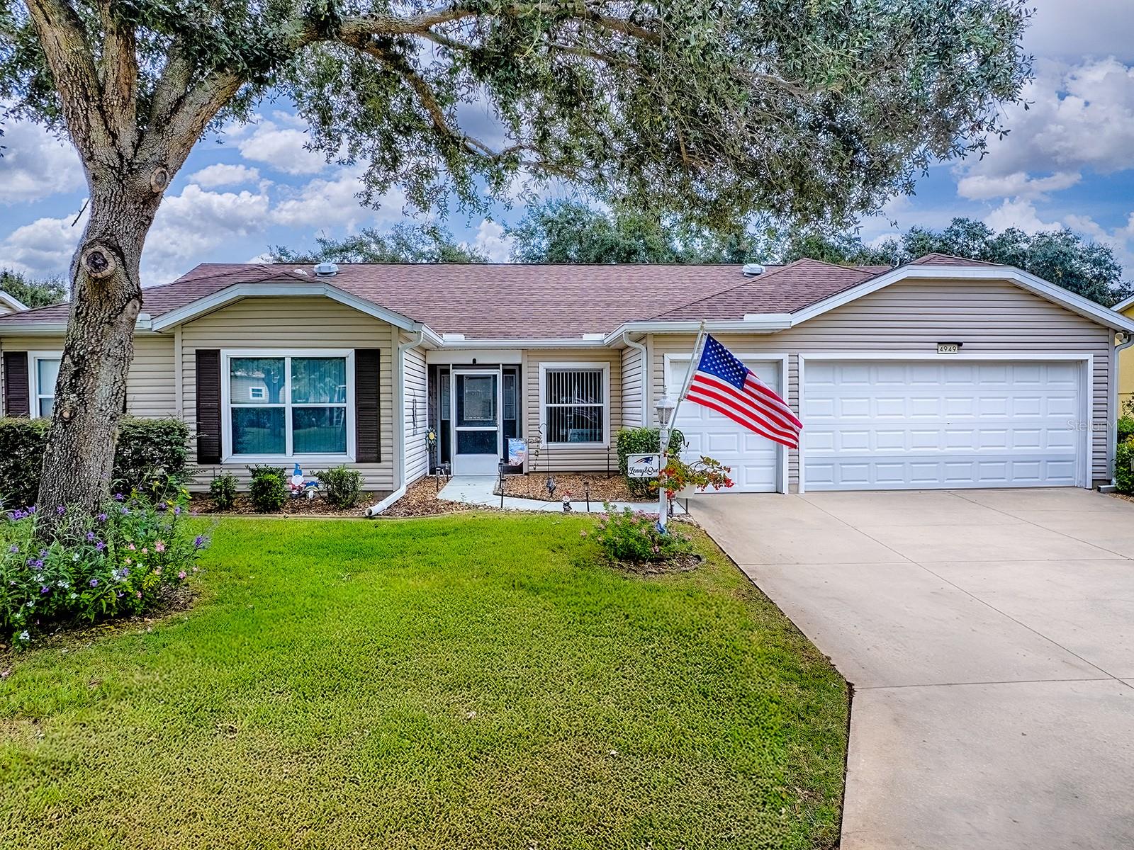 Image 48 of 65 For 4949 Sawgrass Lake Circle
