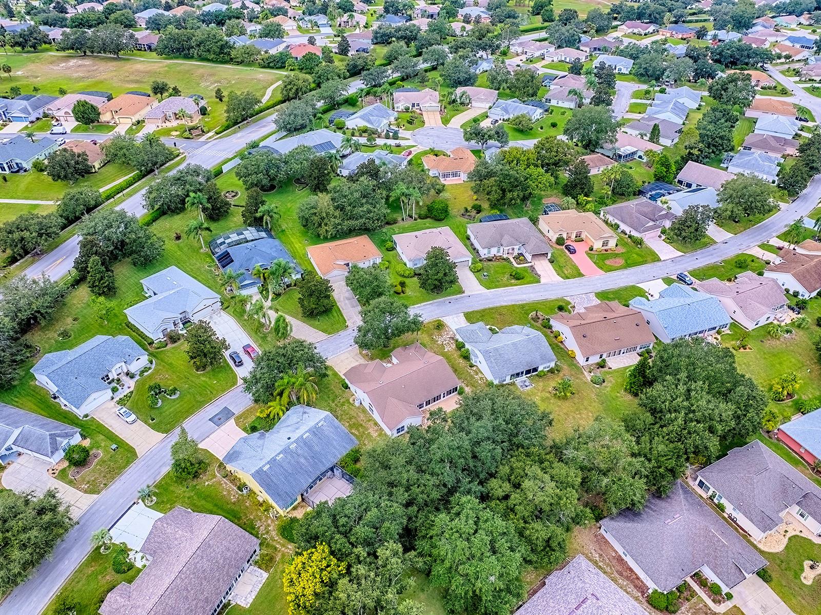 Image 53 of 65 For 4949 Sawgrass Lake Circle