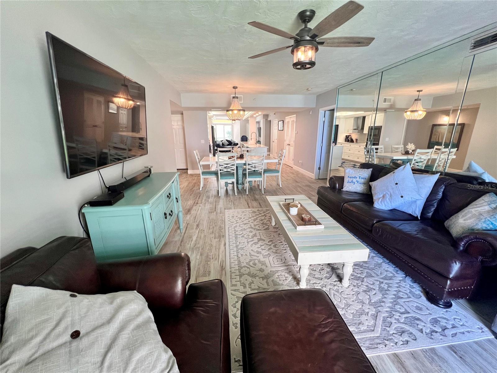 Image 10 of 28 For 4565 Atlantic Avenue 5203