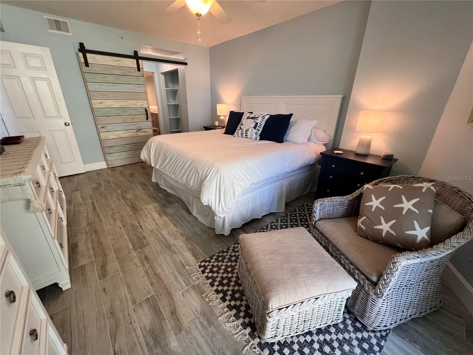 Image 15 of 28 For 4565 Atlantic Avenue 5203