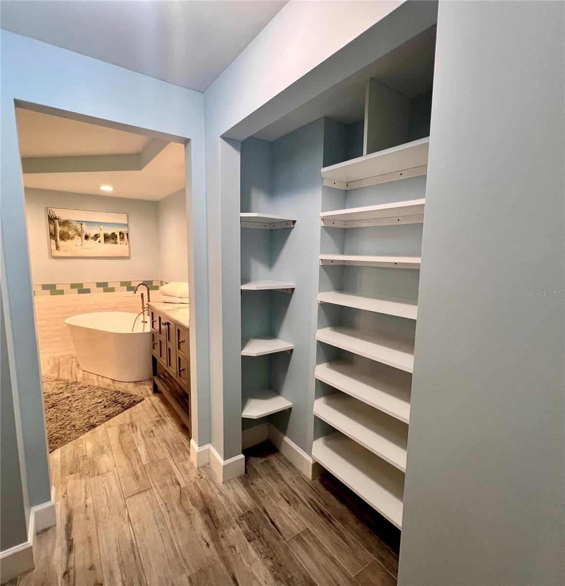 Image 19 of 28 For 4565 Atlantic Avenue 5203