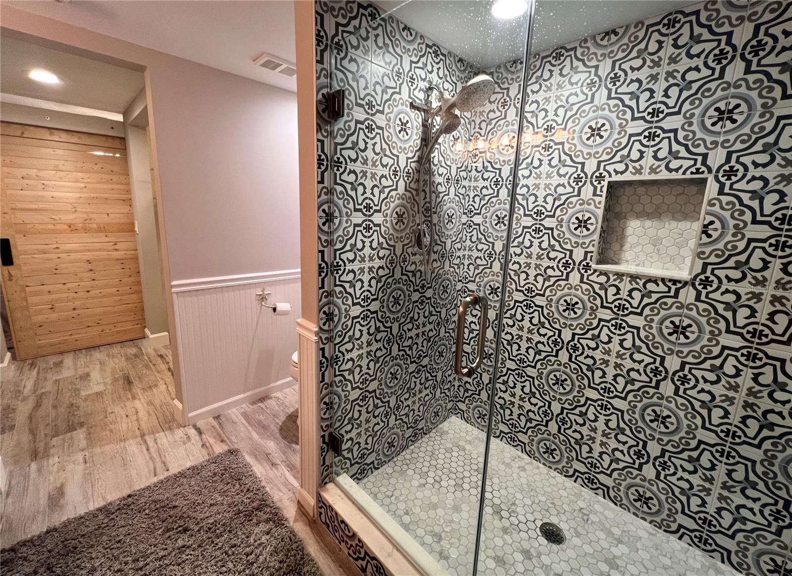 Image 24 of 28 For 4565 Atlantic Avenue 5203