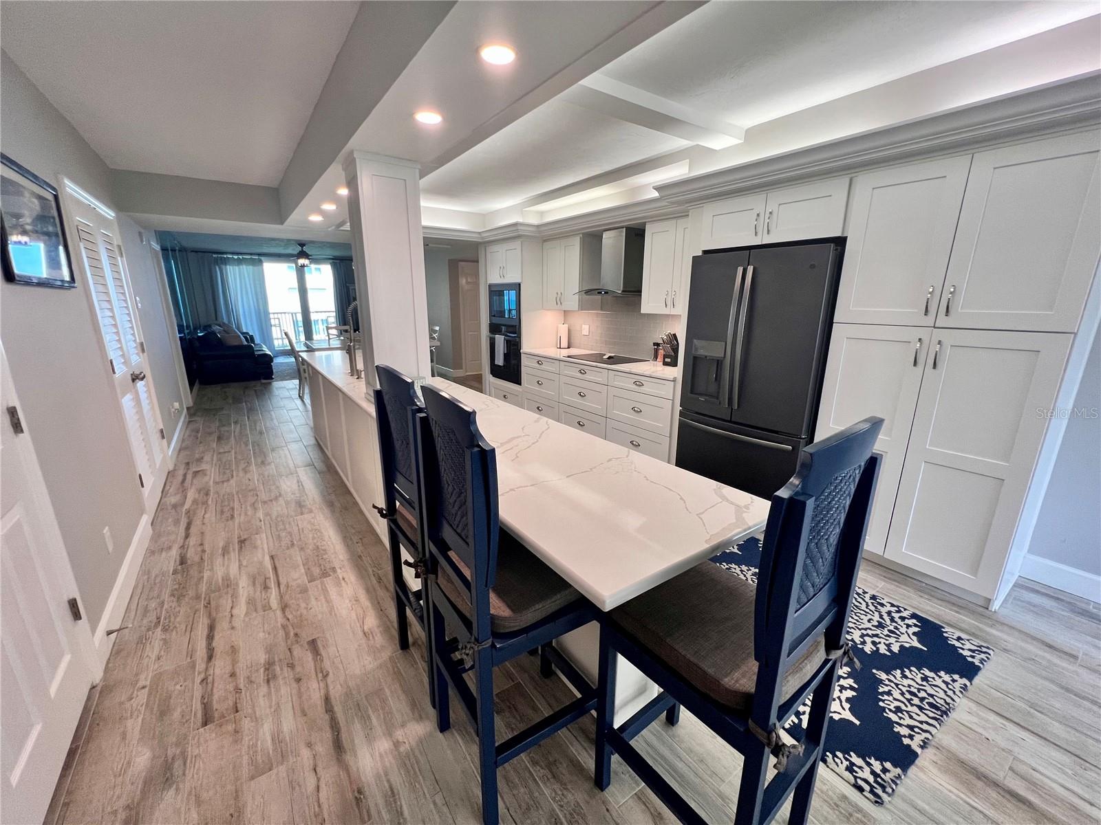 Image 9 of 28 For 4565 Atlantic Avenue 5203