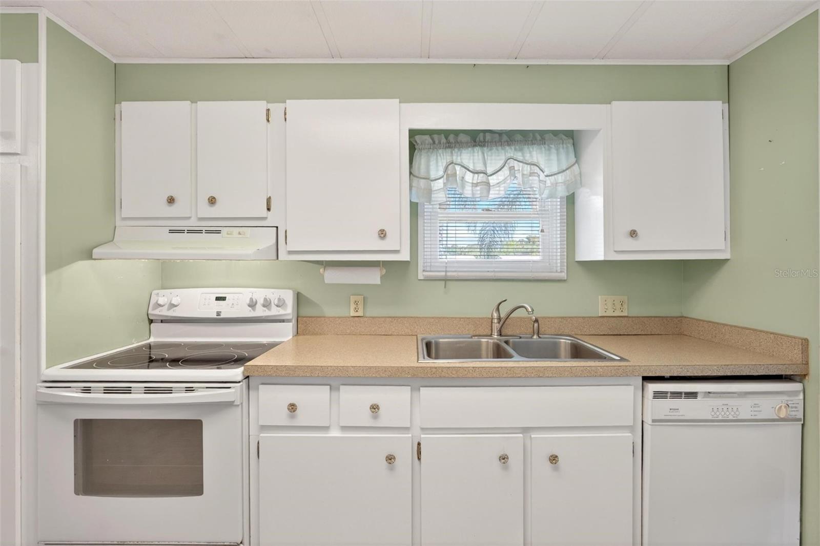 Image 16 of 65 For 1014 Southland Drive