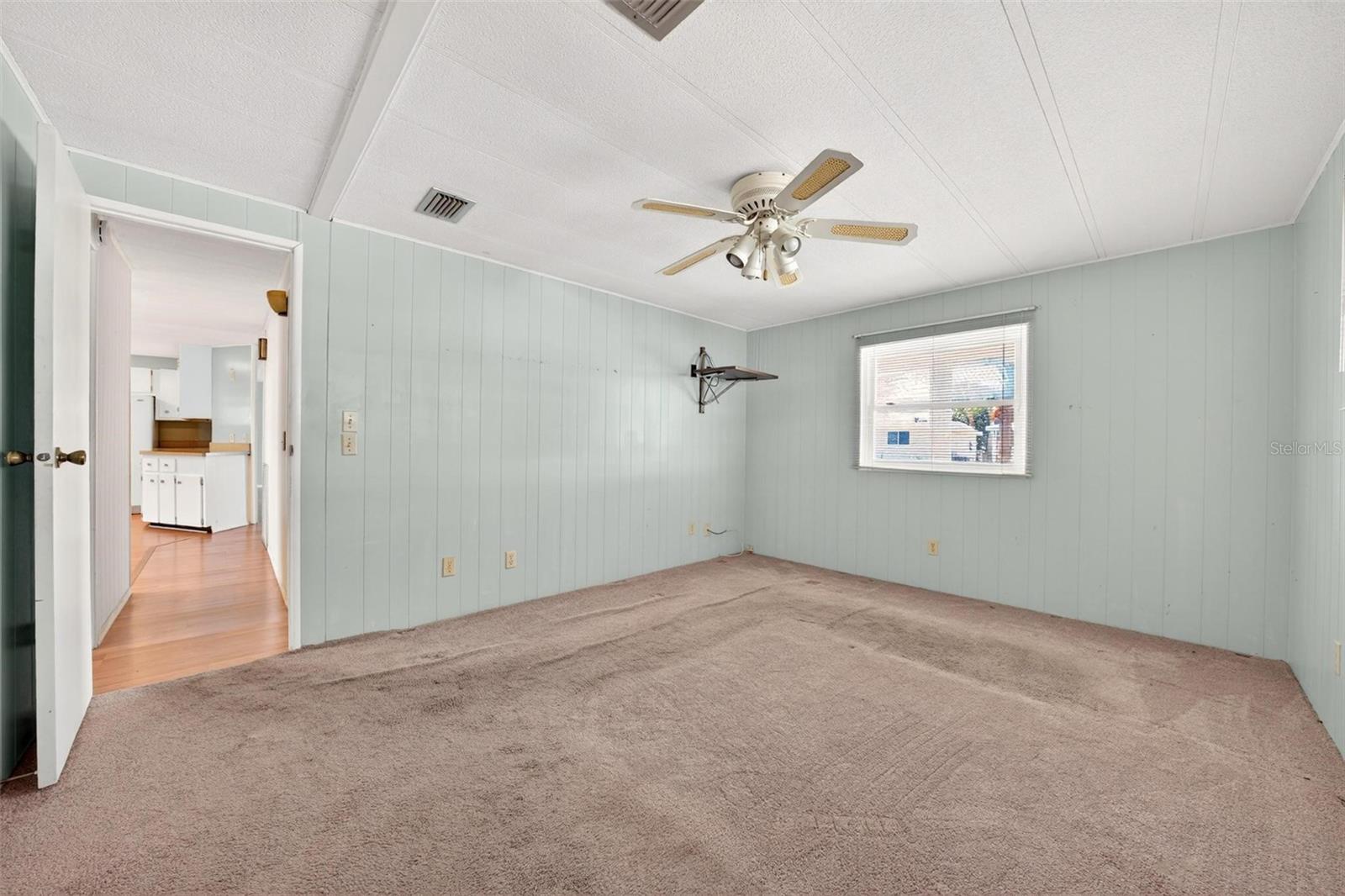 Image 23 of 65 For 1014 Southland Drive