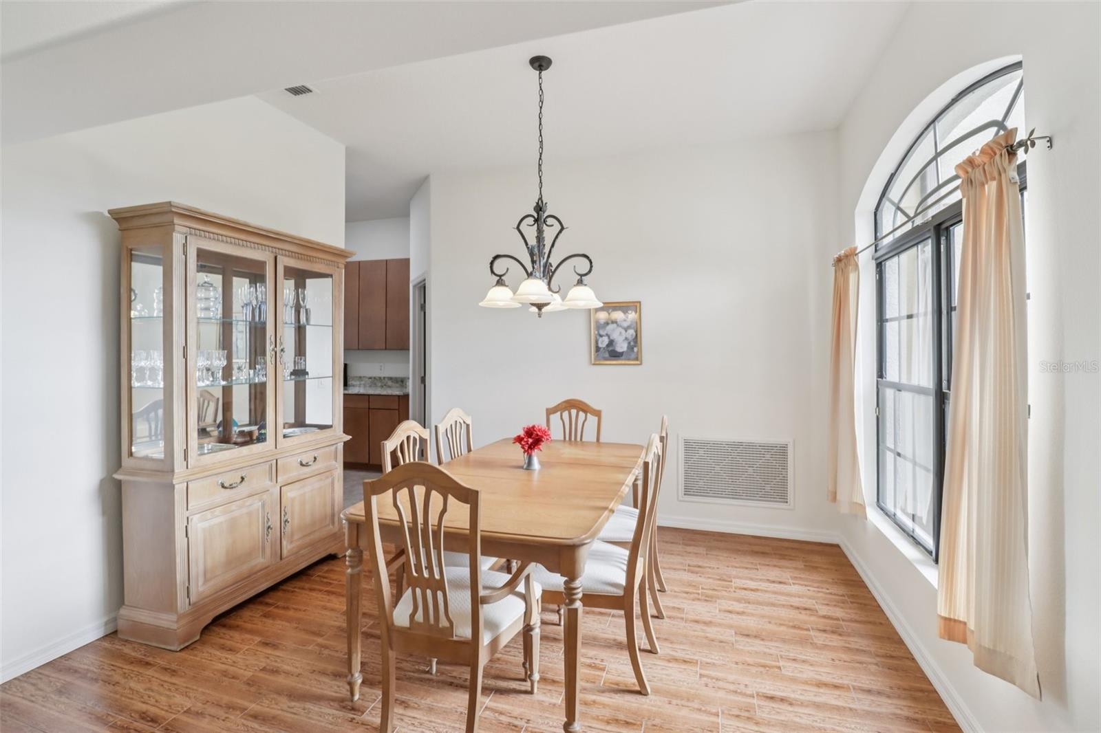 Image 13 of 29 For 36711 Alaqua Court