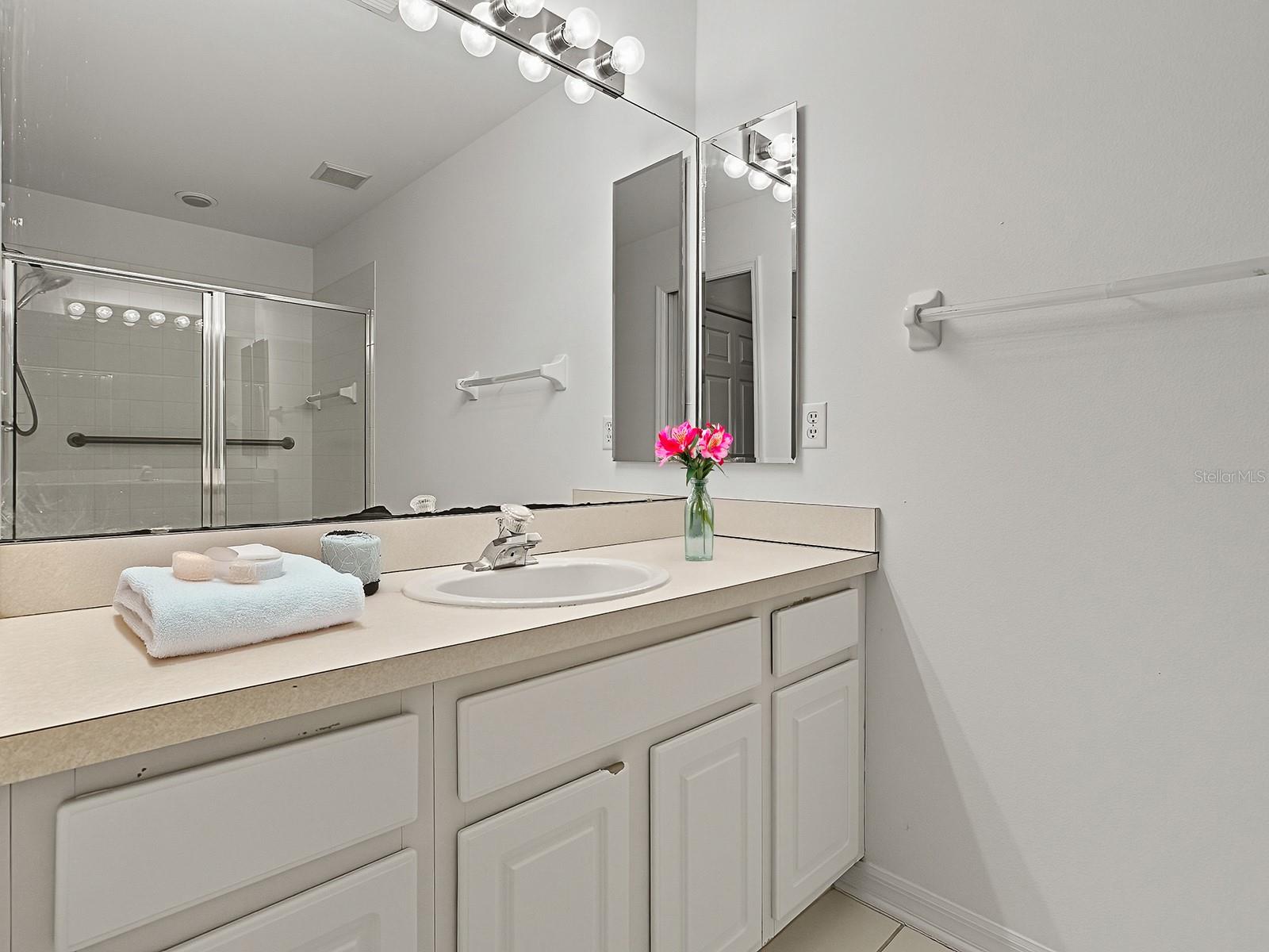 Listing photo id 25 for 3016 Andover Court