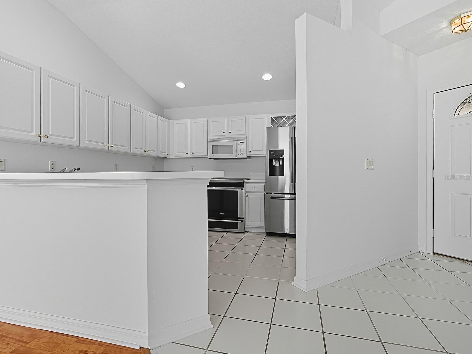 Listing photo id 36 for 3016 Andover Court