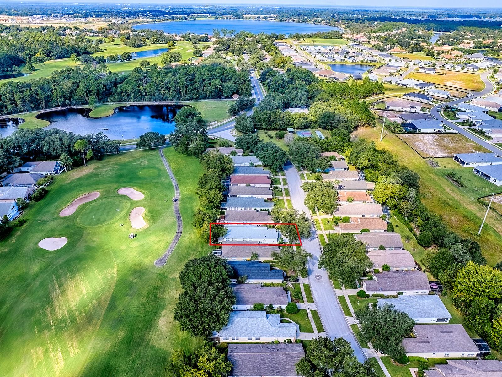 Listing photo id 3 for 3016 Andover Court