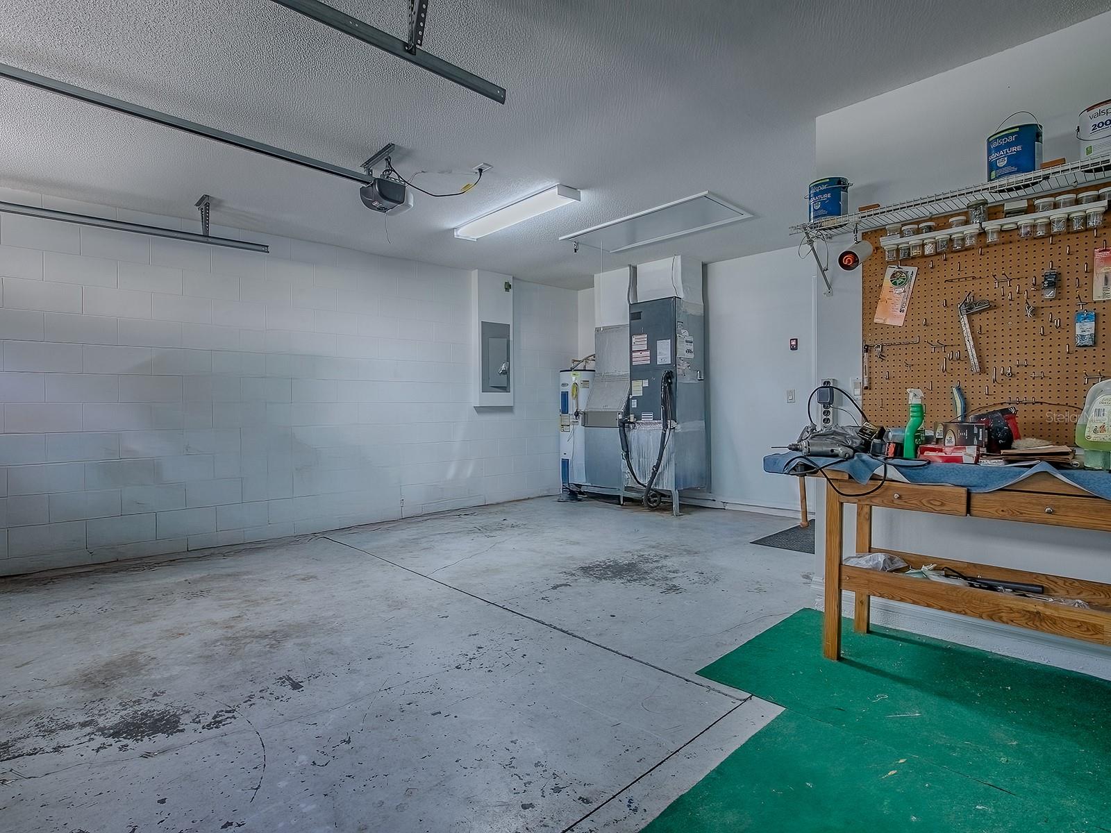 Listing photo id 59 for 3016 Andover Court