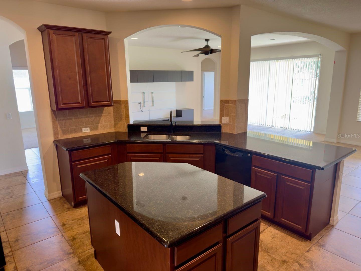 Image 17 of 18 For 12305 Fountain Coin Way