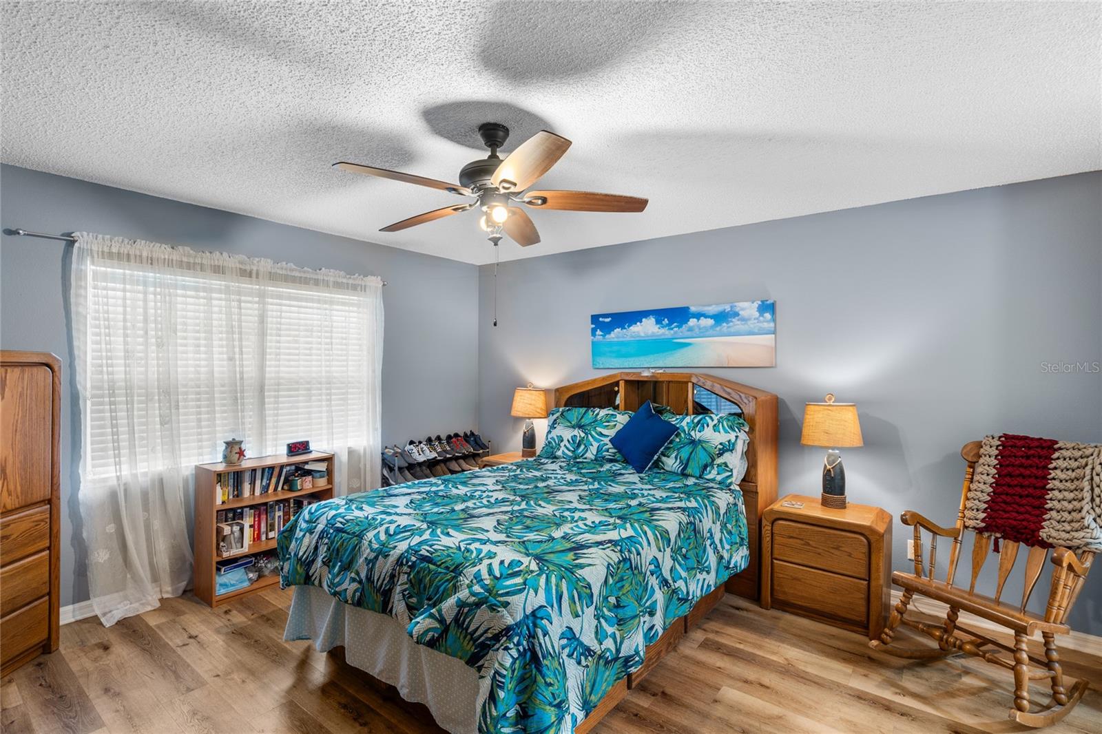 Image 16 of 47 For 27107 Racquet Circle