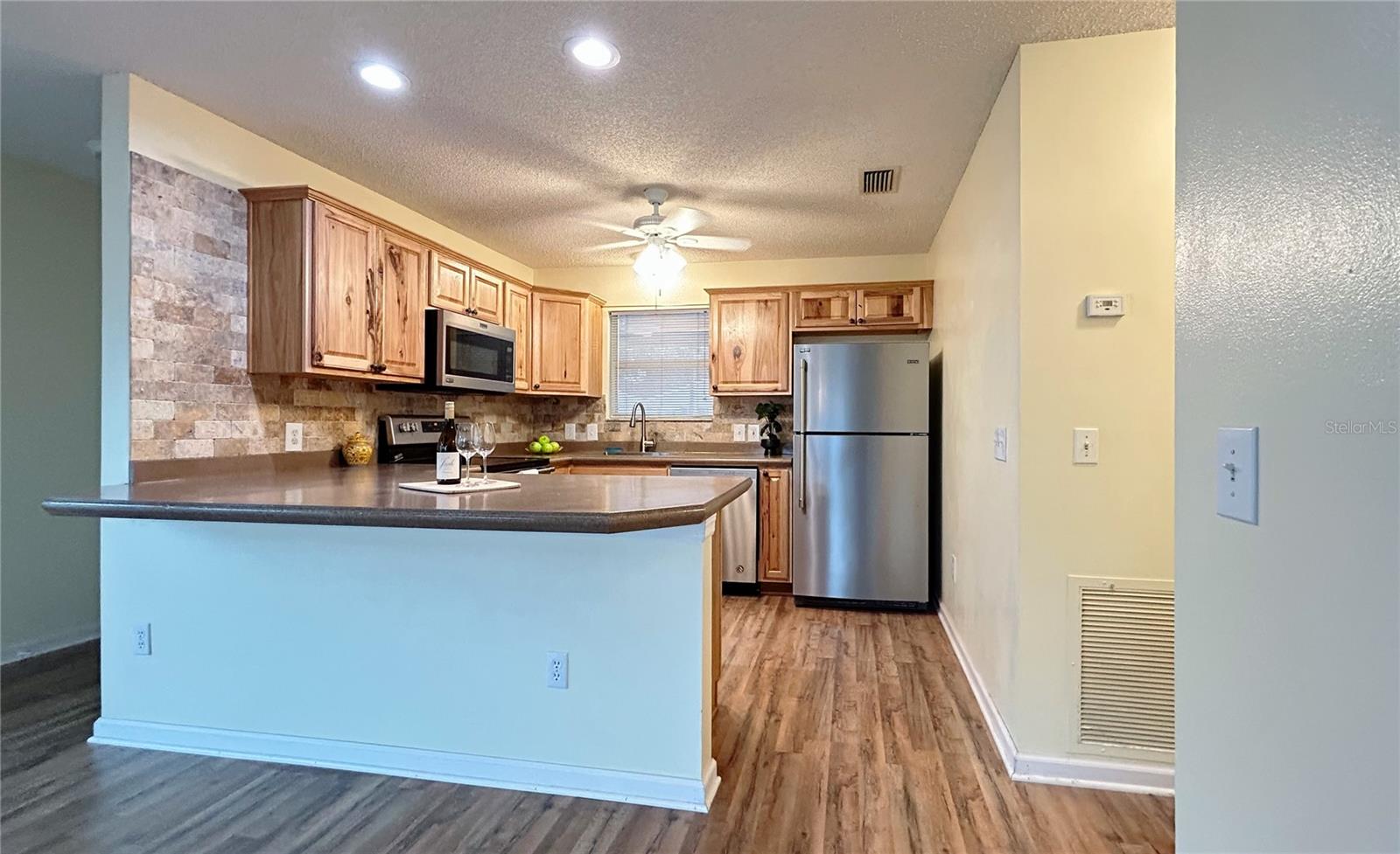 Image 8 of 23 For 718 Villita Lane