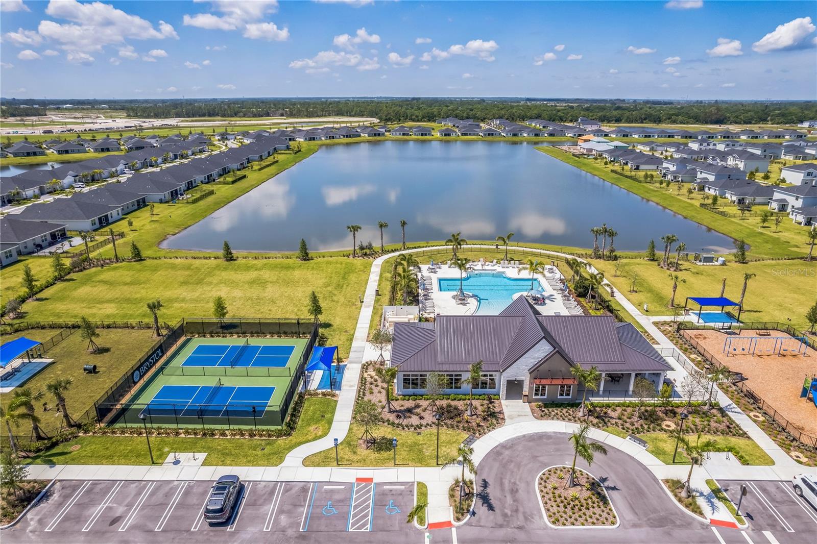 Image 33 of 78 For 10661 Suncrest Loop