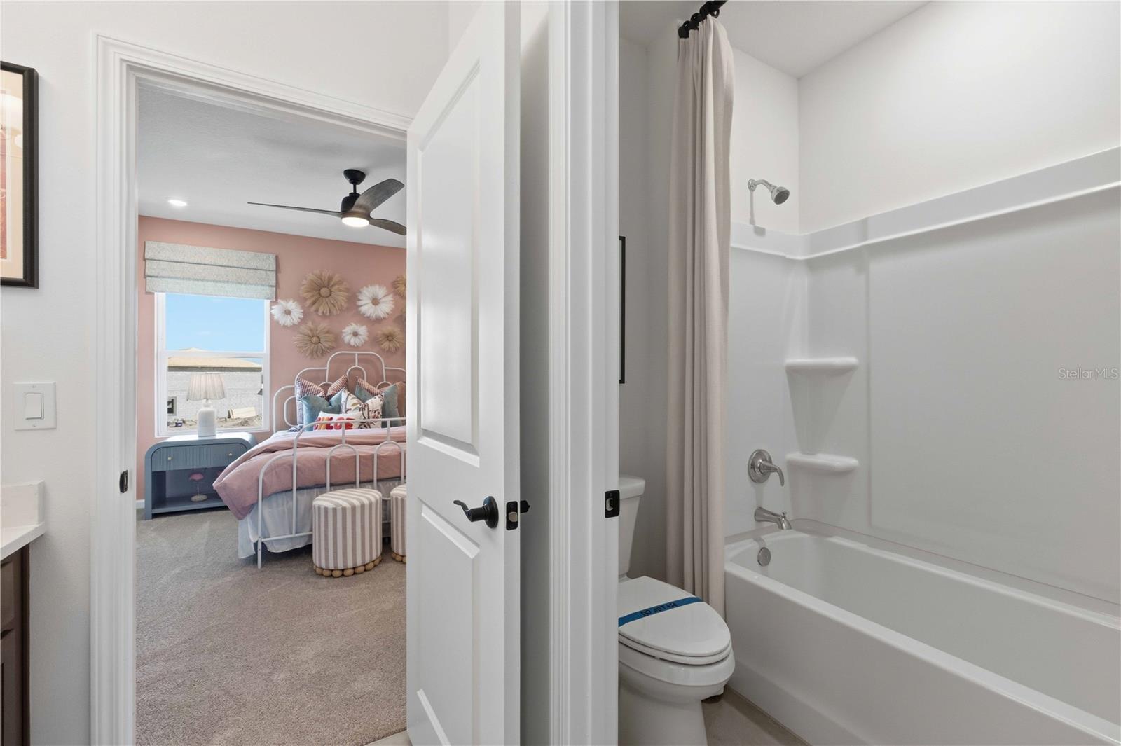 Image 26 of 54 For 10653 Suncrest Loop