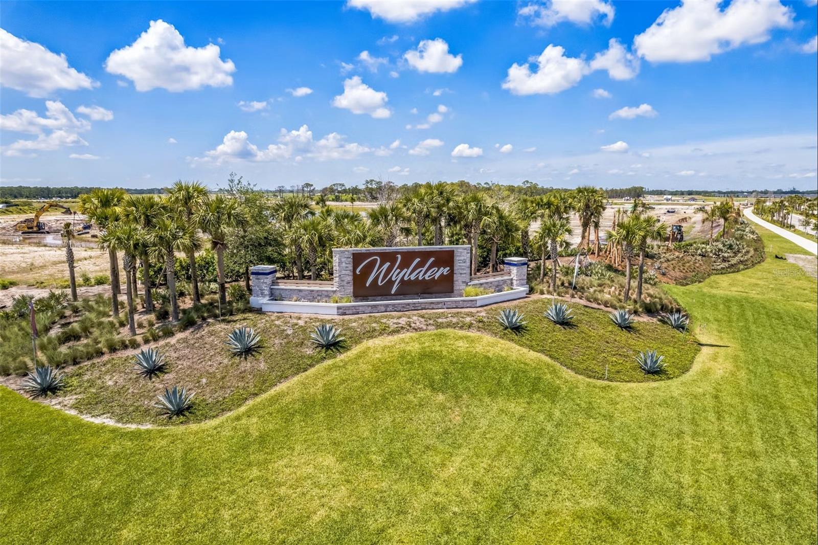 Image 35 of 54 For 10653 Suncrest Loop