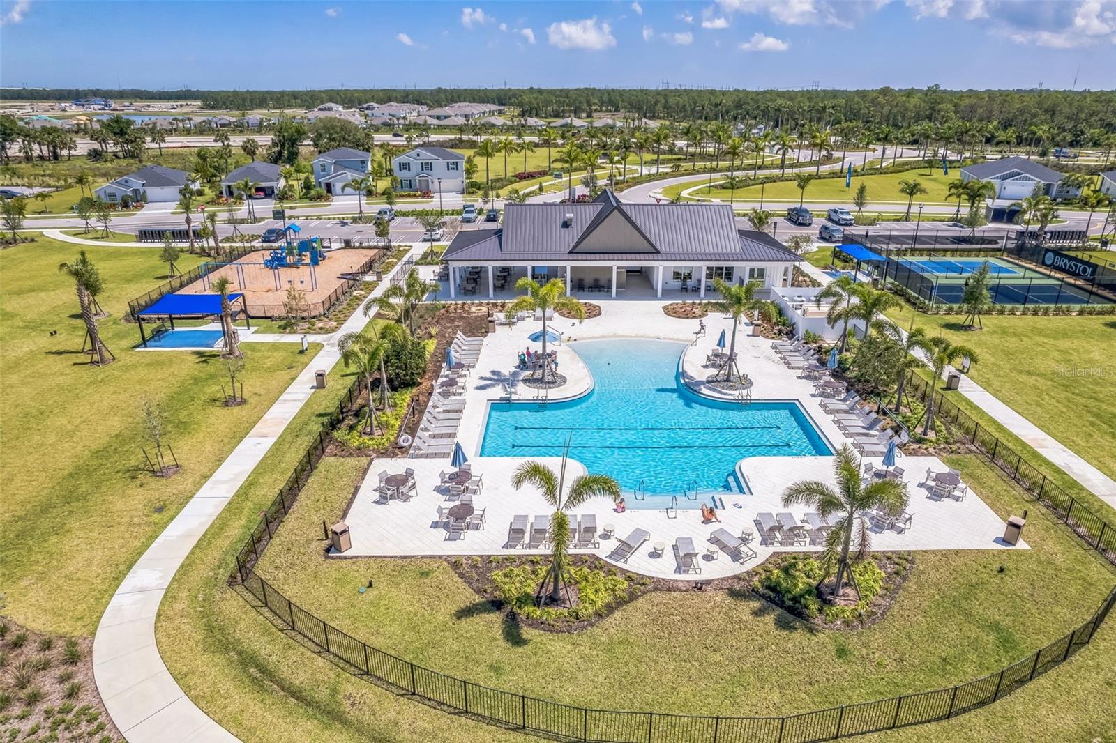 Image 38 of 54 For 10653 Suncrest Loop