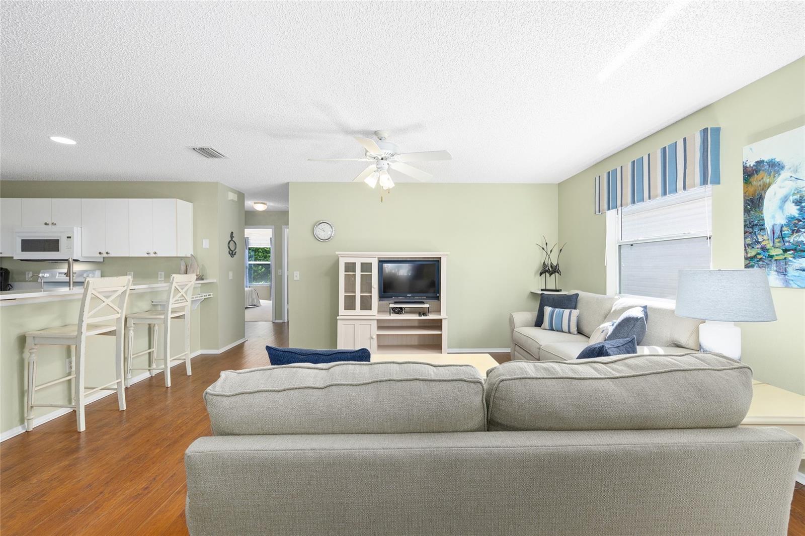 Image 13 of 43 For 16894 94th Sunnybrook Circle